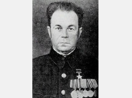 Памятная доска Я.С.Зимину