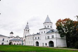 Воротная башня Гостиного двора