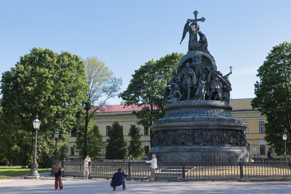 Новогодние две крепости 2026 - В. Новгород - Псков - Изборск - Печоры 3д/2н