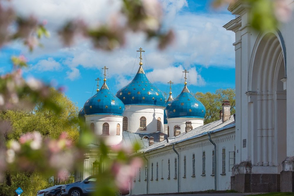Экскурсия в «Витославлицы» и Юрьев монастырь на транспорте туристов