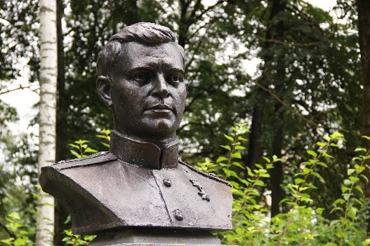 Аллея Героев. Бюст В.В. Бродюка