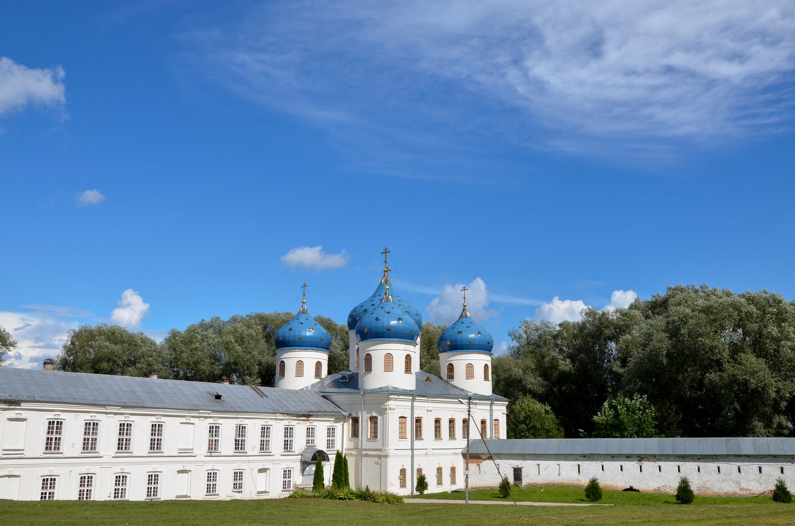 Свято-Юрьев монастырь (1030)
