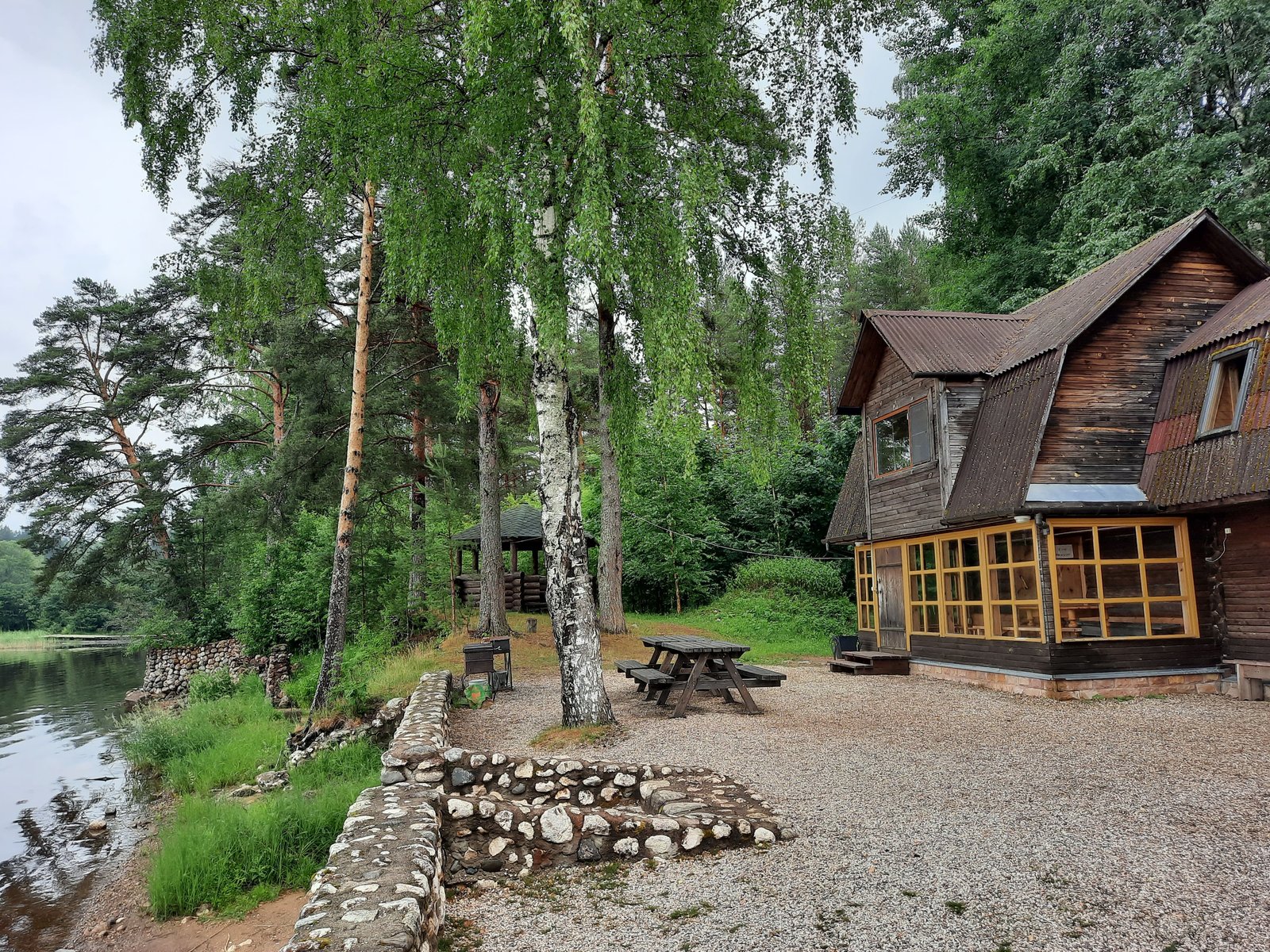 Рыболовно-охотничья база «Медовец»