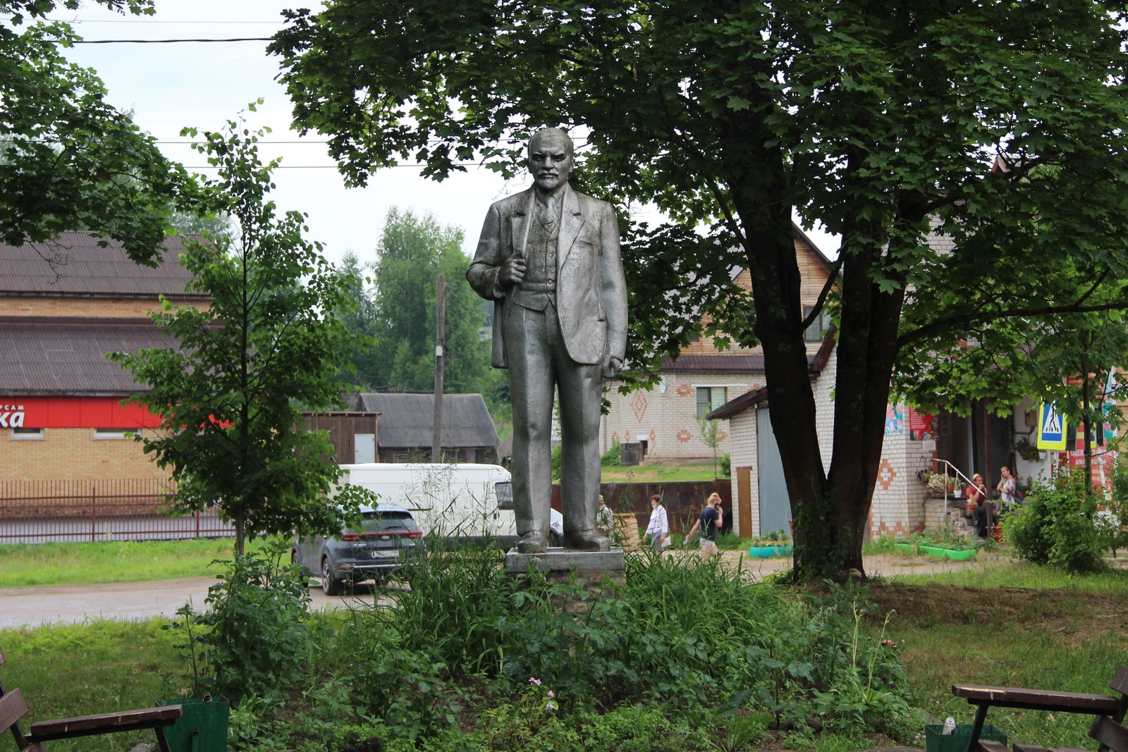 Памятник В.И. Ленину