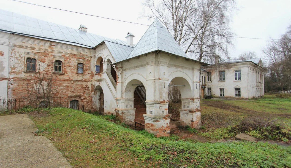 Казначейские, настоятельские и келарские кельи Антониева монастыря