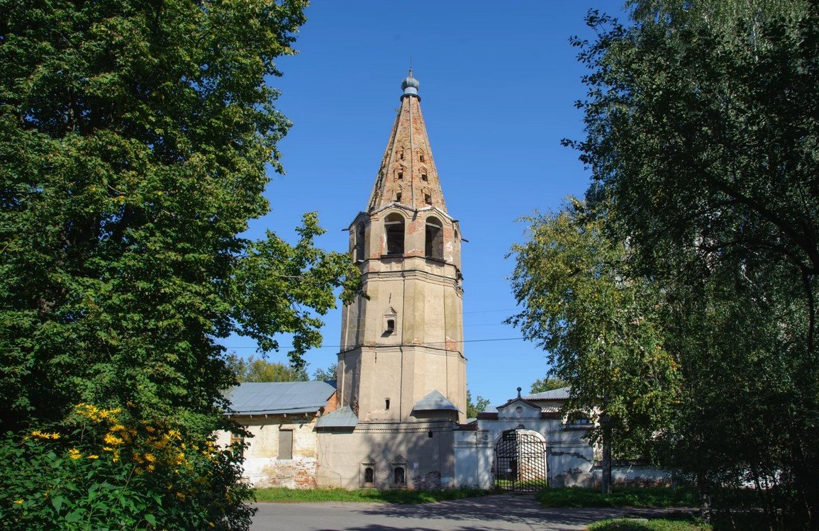 Колокольня Знаменского собора