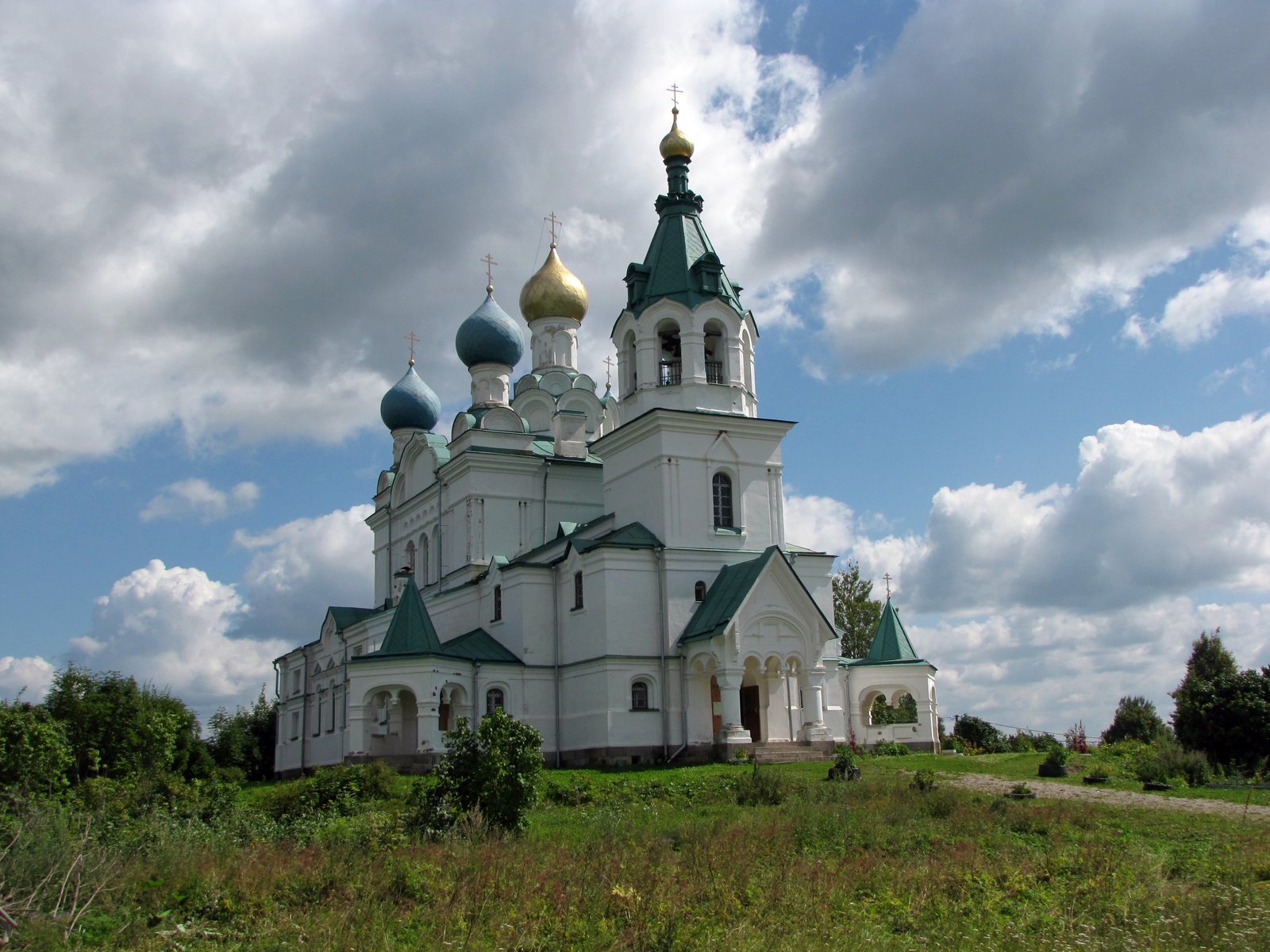 Церковь Димитрия Солунского в Городне