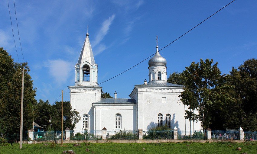 Никольская церковь (XIV в.)