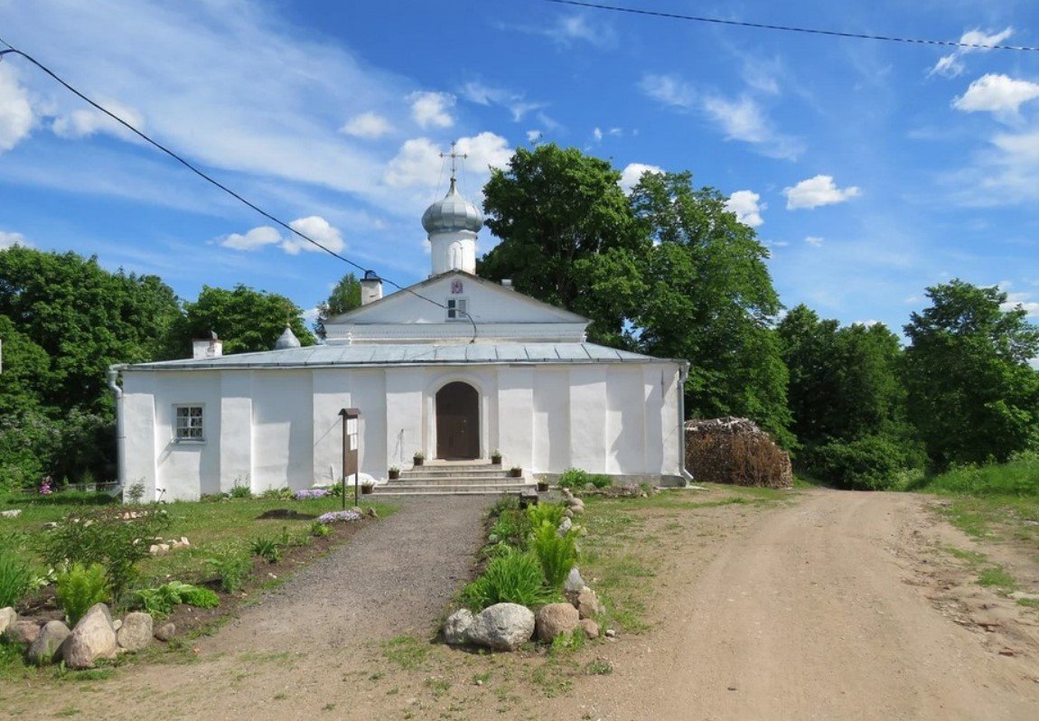 Церковь Троицы Живоначальной д. Захарьино