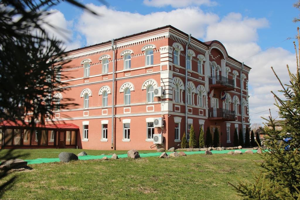 Отель «RIVER PLACE»
