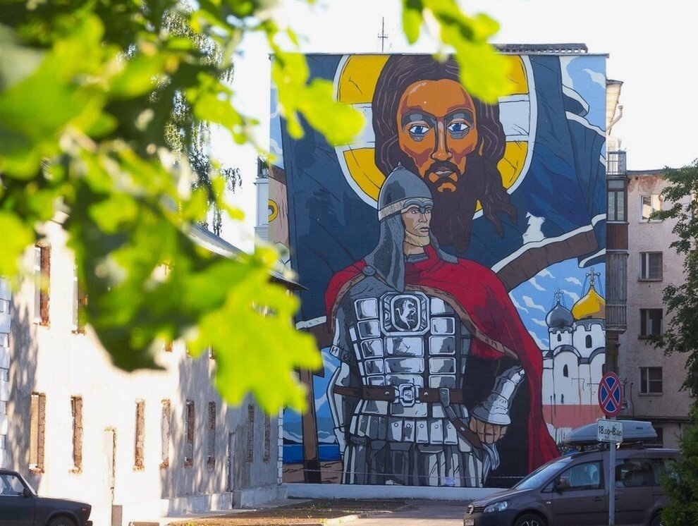 Мурал «Невский»