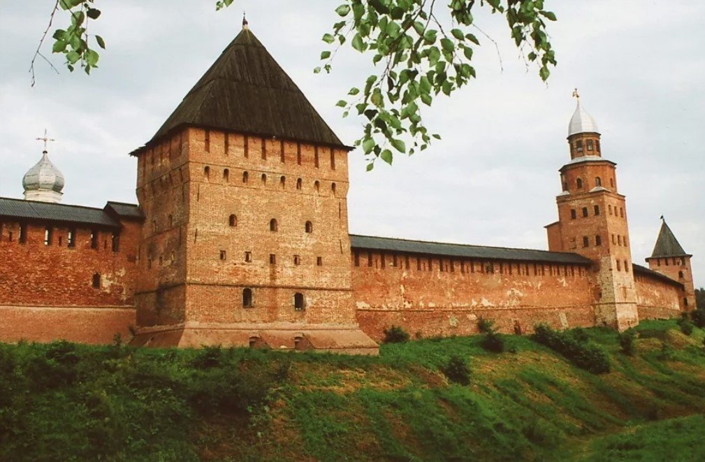 Покровская башня