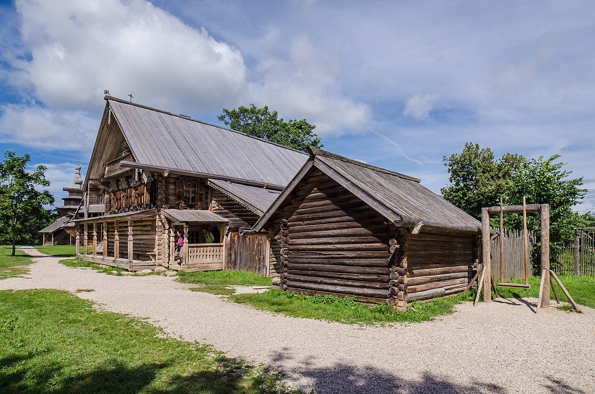 «Витославлицы». Амбар из деревни Хвощник
