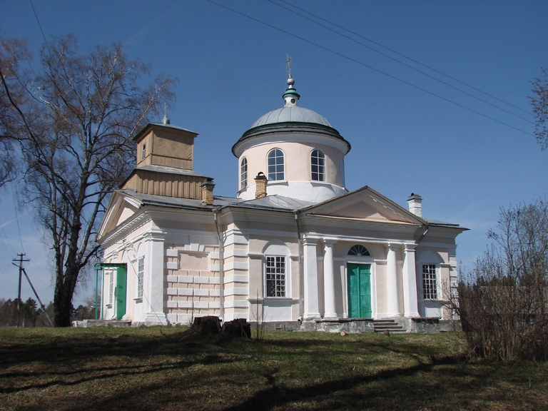 Церковь Святой Троицы д. Перетно