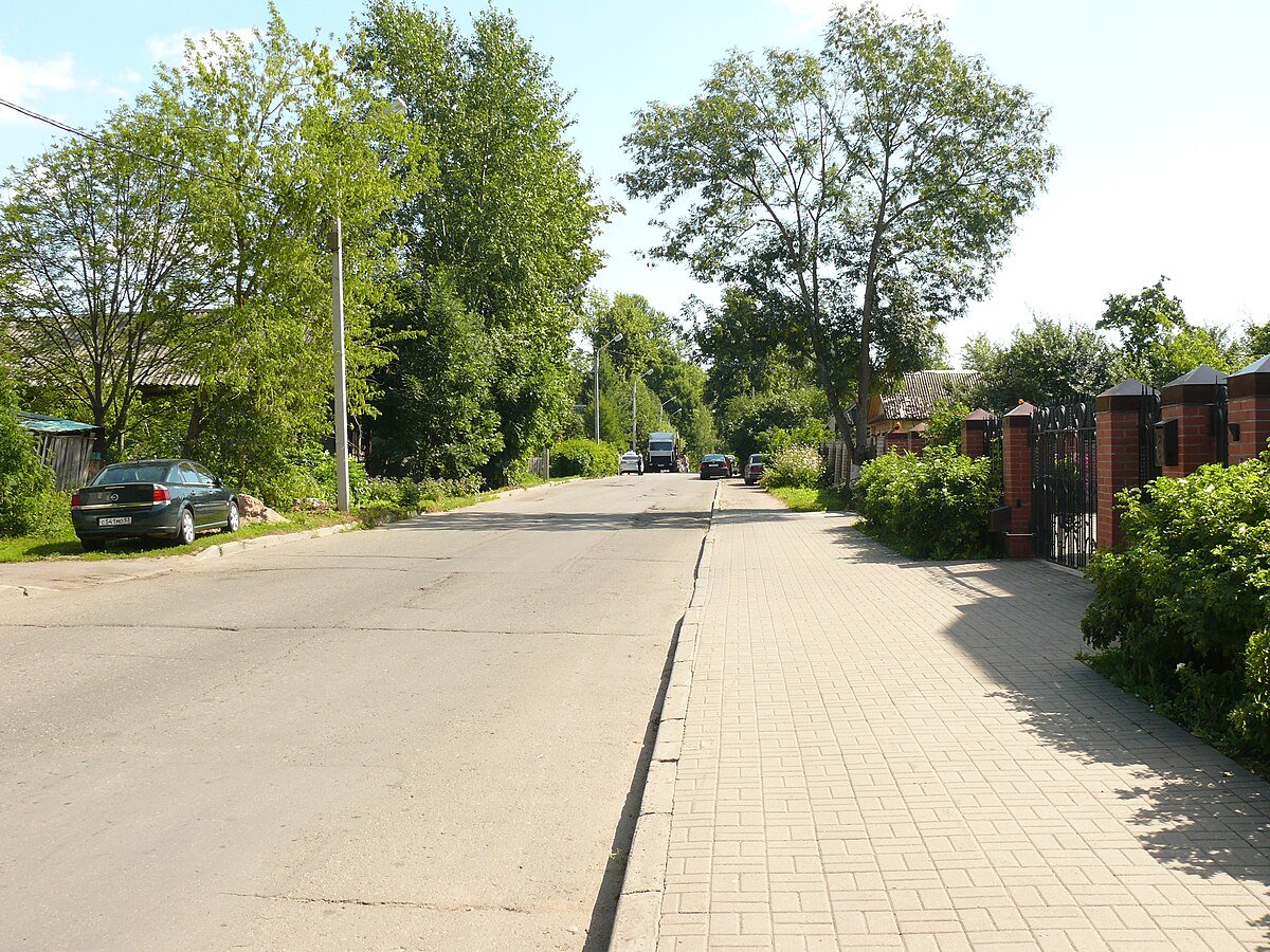 Воздвиженская улица