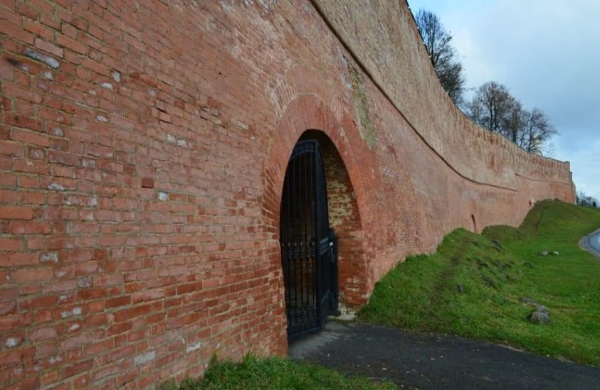 Боярские водяные ворота