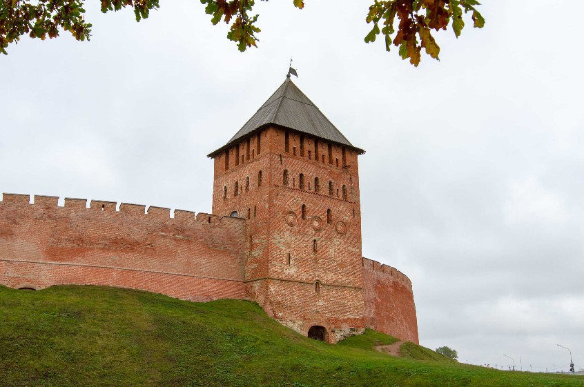 Дворцовая башня