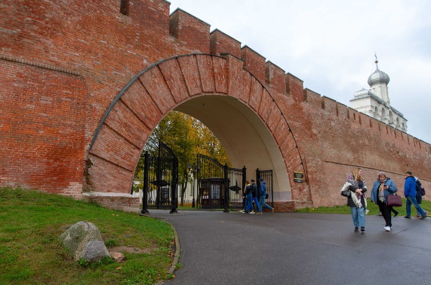 Пречистенская арка