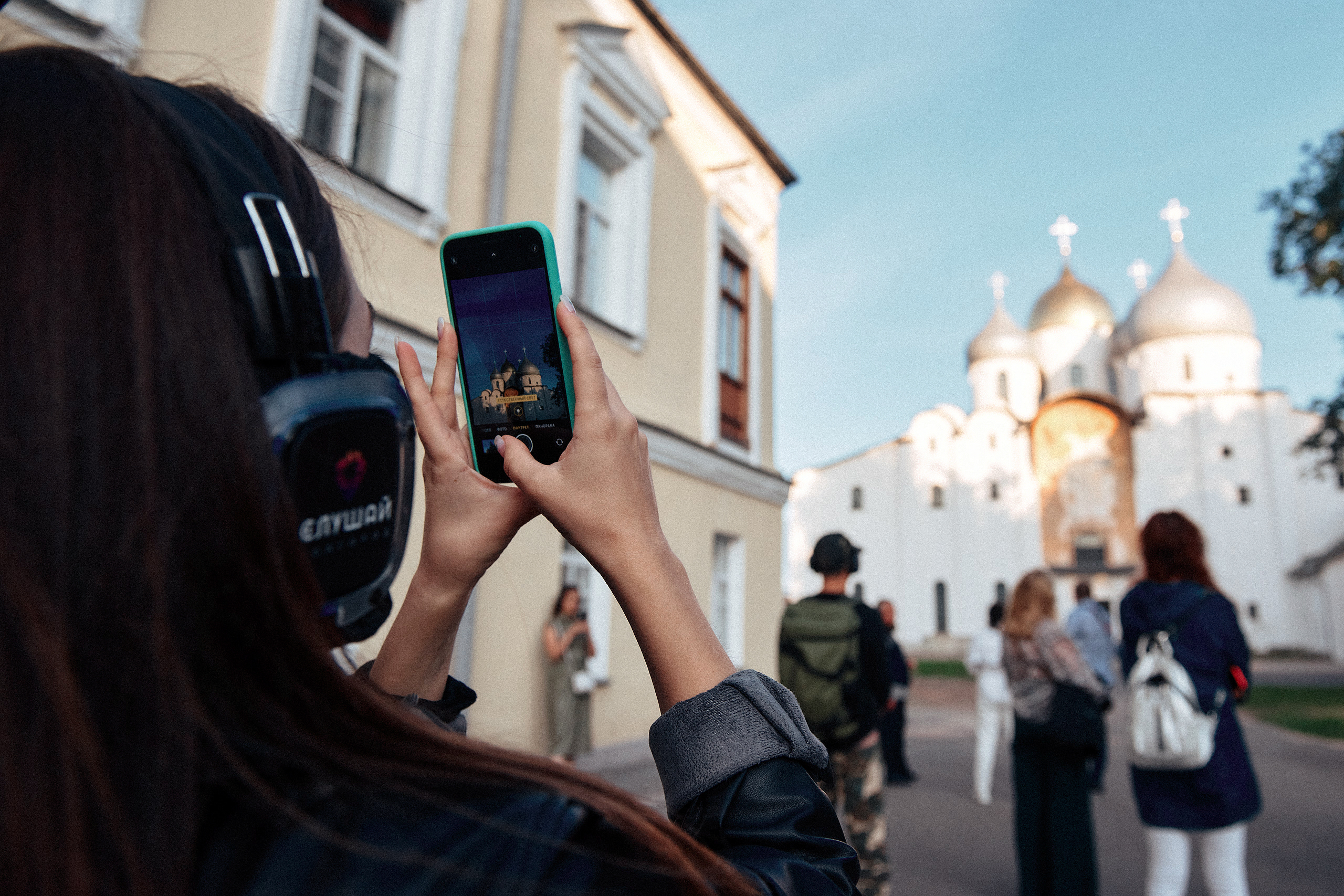 Спектакль-променад «Слушай Новгород»